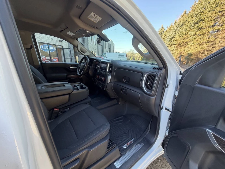 2020 Chevrolet Silverado 4th Gen - Image 15 of 21