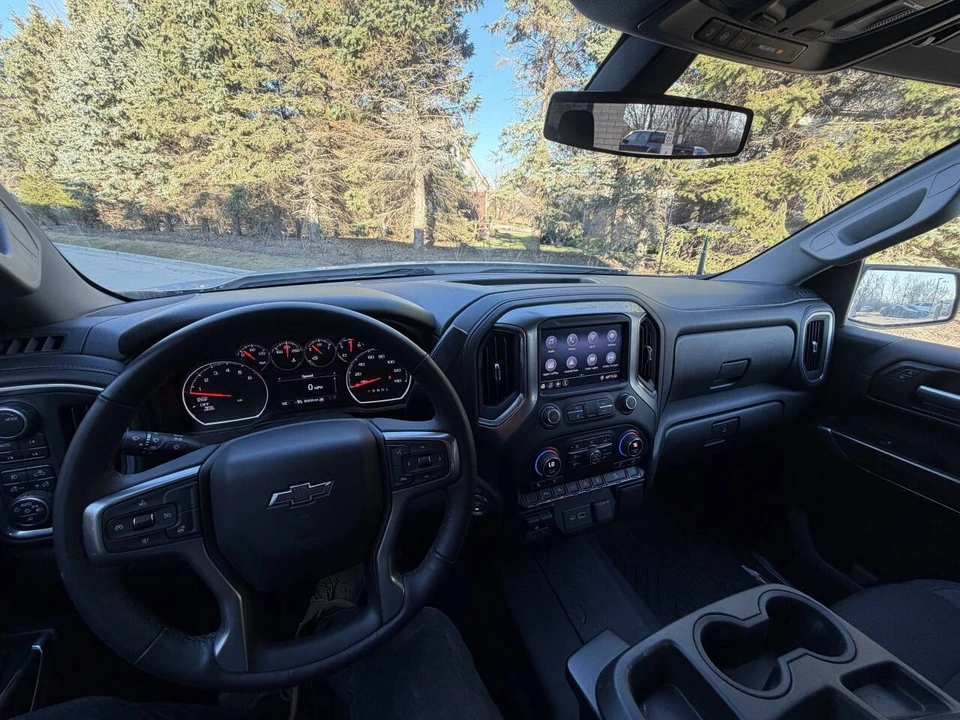 2020 Chevrolet Silverado 4th Gen - Image 13 of 21