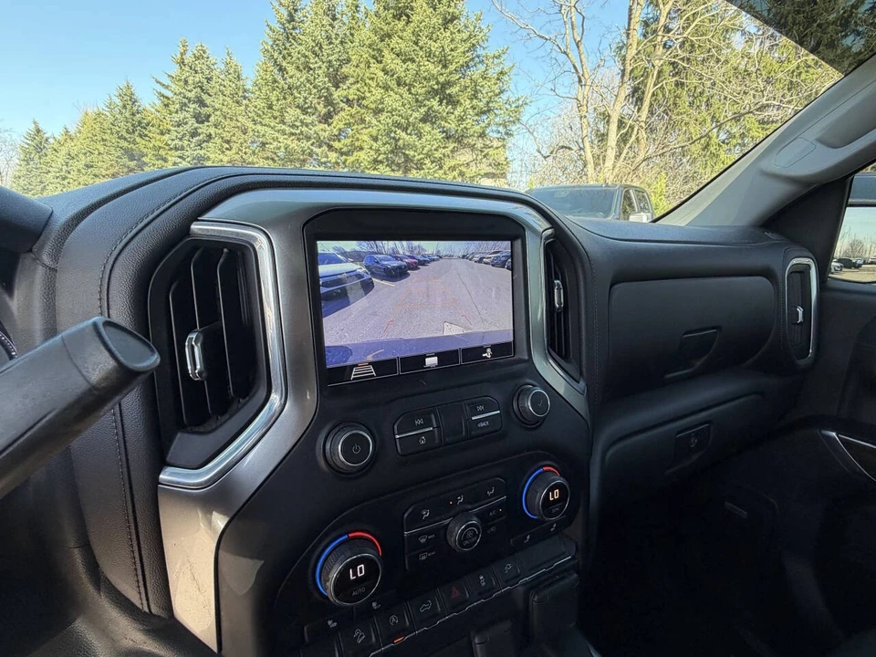 2020 Chevrolet Silverado 4th Gen - Image 9 of 17