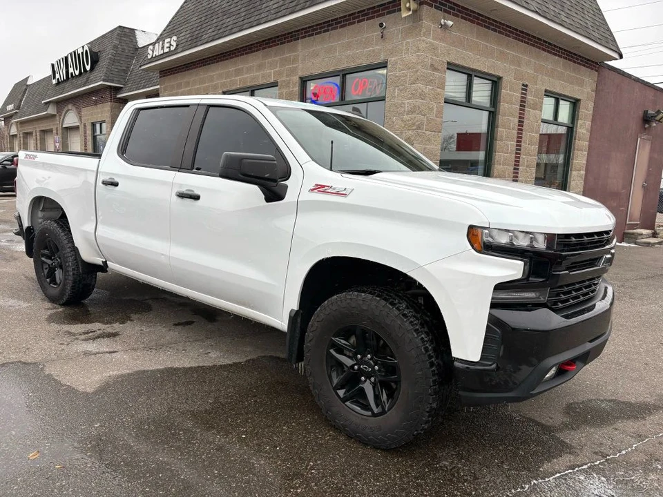 2020 Chevrolet Silverado 4th Gen - Image 3 of 12