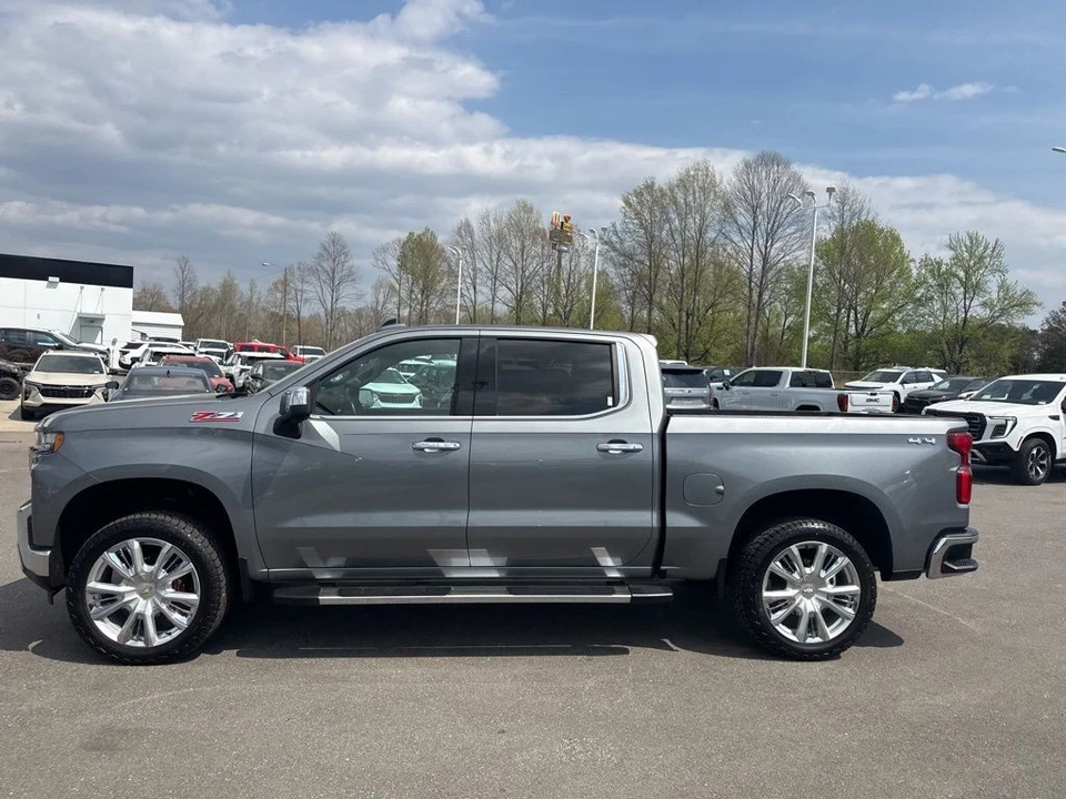 2020 Chevrolet Silverado 4th Gen - Image 2 of 21