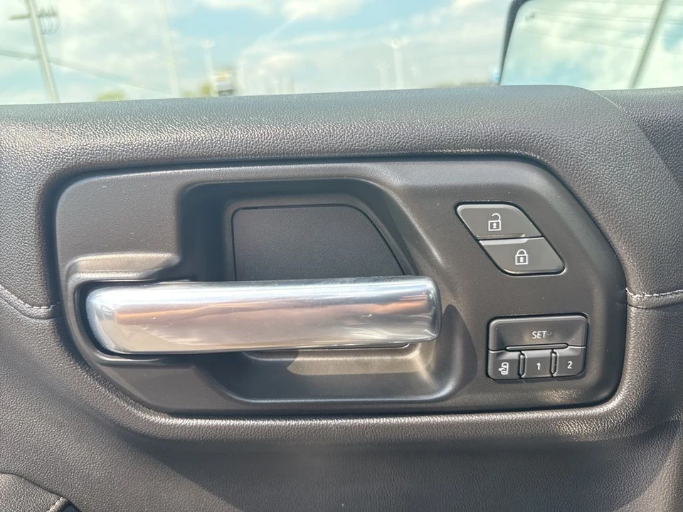 2020 Chevrolet Silverado 4th Gen - Image 11 of 21