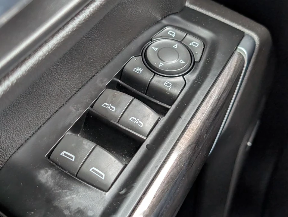 2020 Chevrolet Silverado 4th Gen - Image 12 of 21