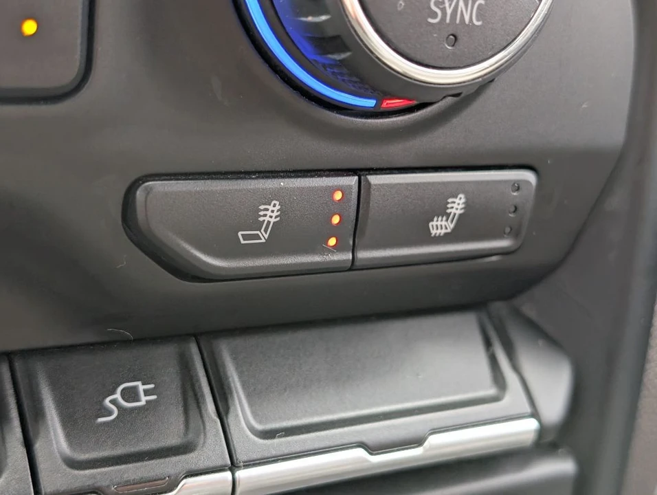 2020 Chevrolet Silverado 4th Gen - Image 19 of 20