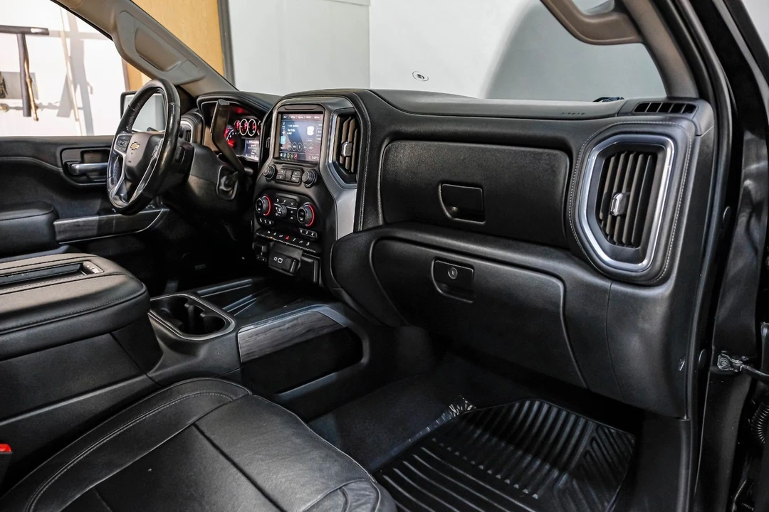 2020 Chevrolet Silverado 4th Gen - Image 19 of 21