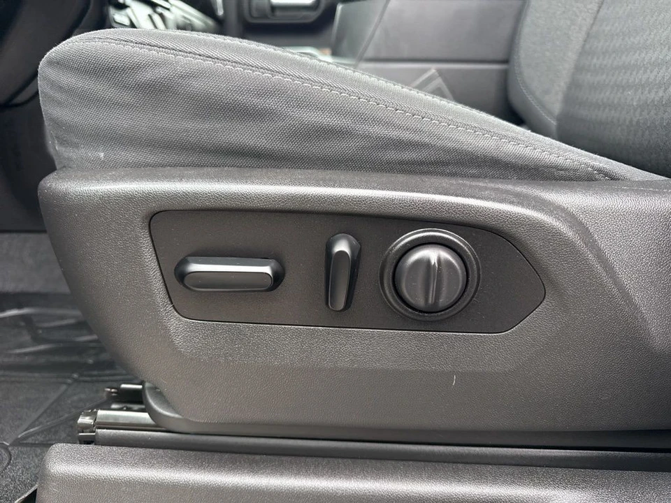 2020 Chevrolet Silverado 4th Gen - Image 10 of 12