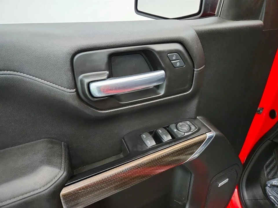 2020 Chevrolet Silverado 4th Gen - Image 19 of 21