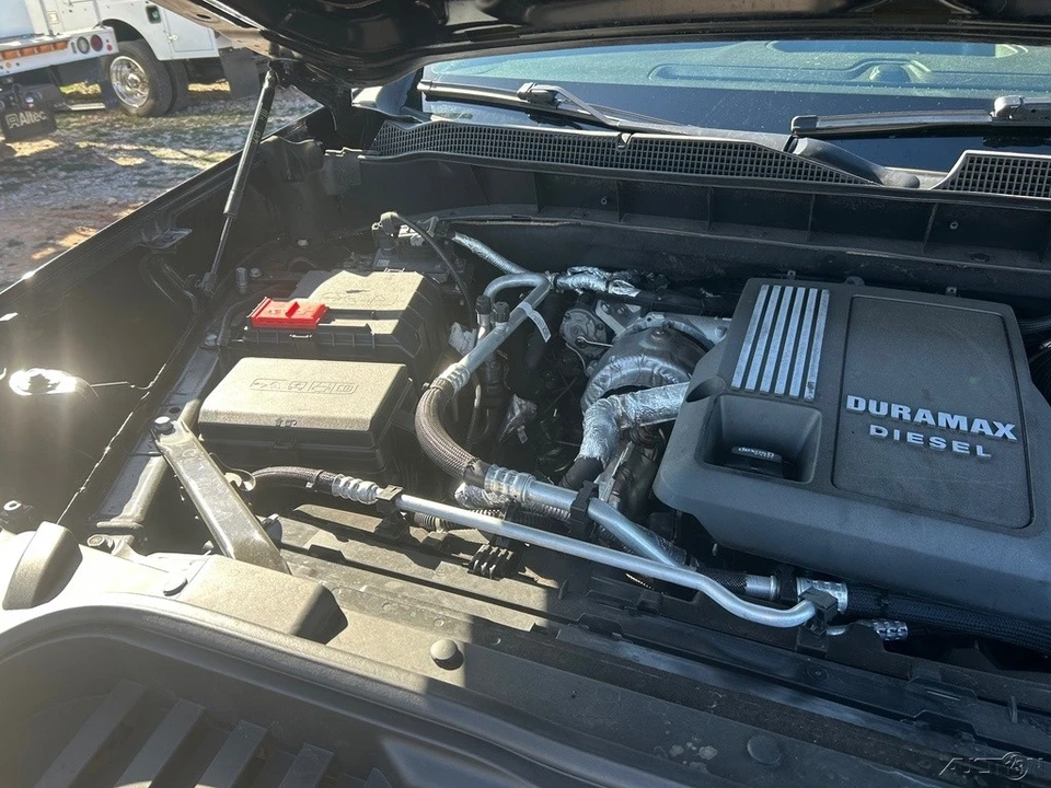 2020 Chevrolet Silverado 4th Gen - Image 17 of 21
