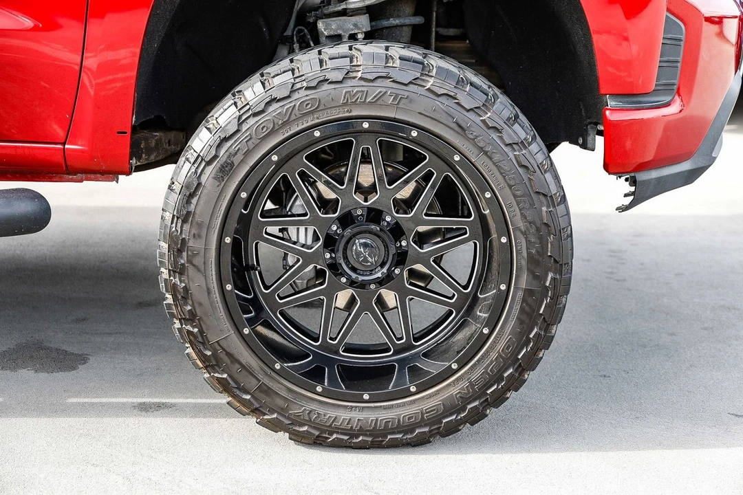 2020 Chevrolet Silverado 4th Gen - Image 9 of 12