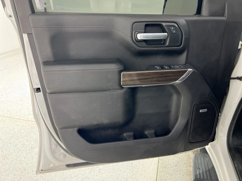 2020 Chevrolet Silverado 4th Gen - Image 19 of 21