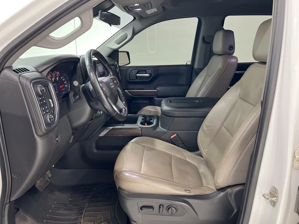 2020 Chevrolet Silverado 4th Gen - Image 17 of 21