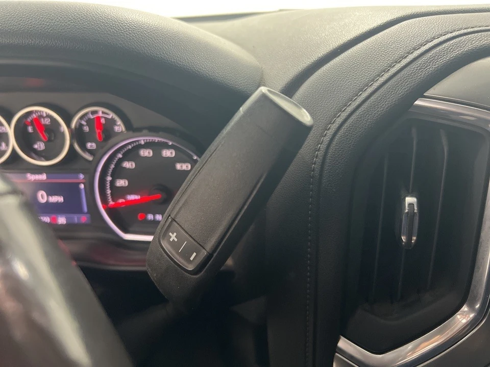 2020 Chevrolet Silverado 4th Gen - Image 14 of 21