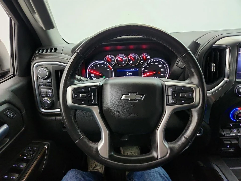 2020 Chevrolet Silverado 4th Gen - Image 17 of 21
