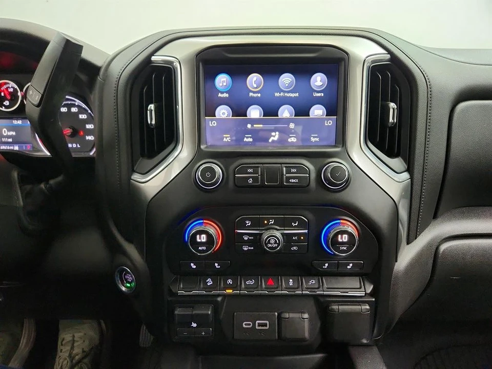 2020 Chevrolet Silverado 4th Gen - Image 19 of 21