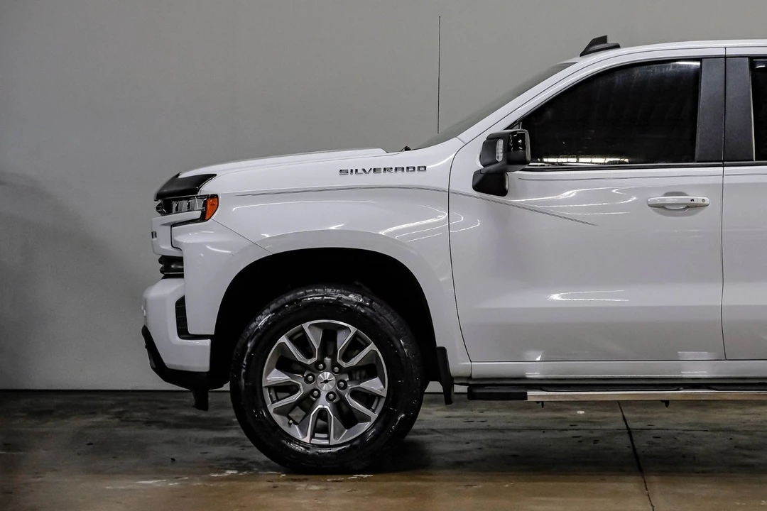 2020 Chevrolet Silverado 4th Gen - Image 17 of 21