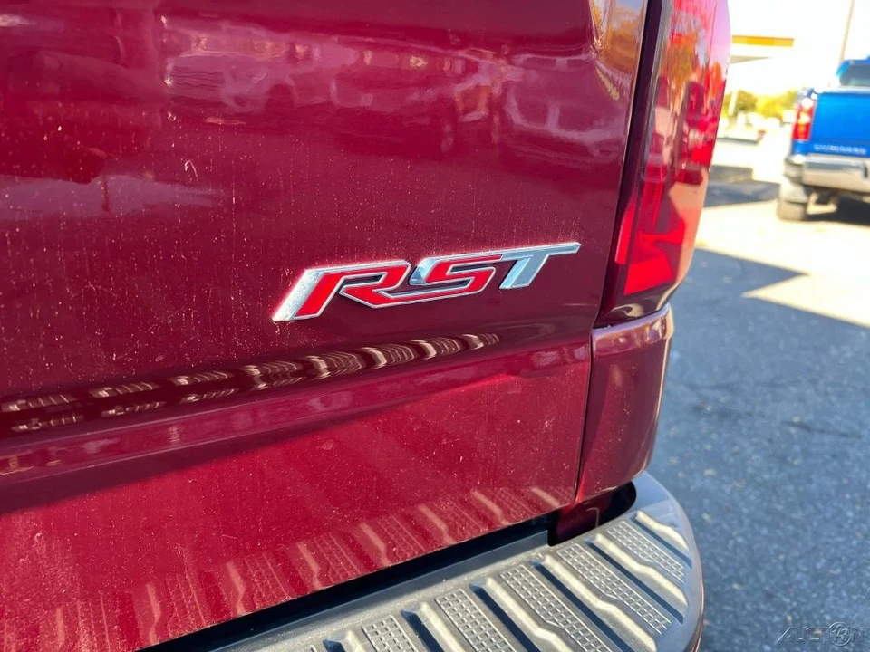 2020 Chevrolet Silverado 4th Gen - Image 10 of 12