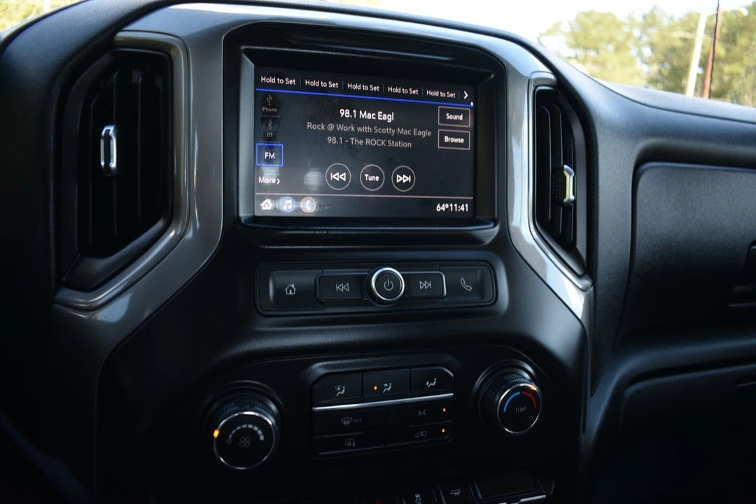 2020 Chevrolet Silverado 4th Gen - Image 13 of 21