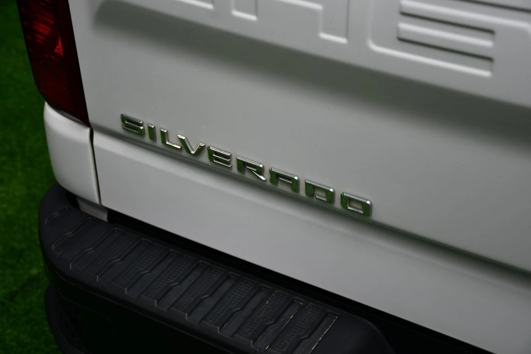 2020 Chevrolet Silverado 4th Gen - Image 11 of 21