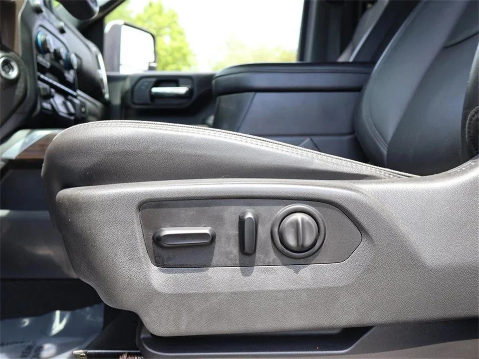 2020 Chevrolet Silverado 4th Gen - Image 15 of 31