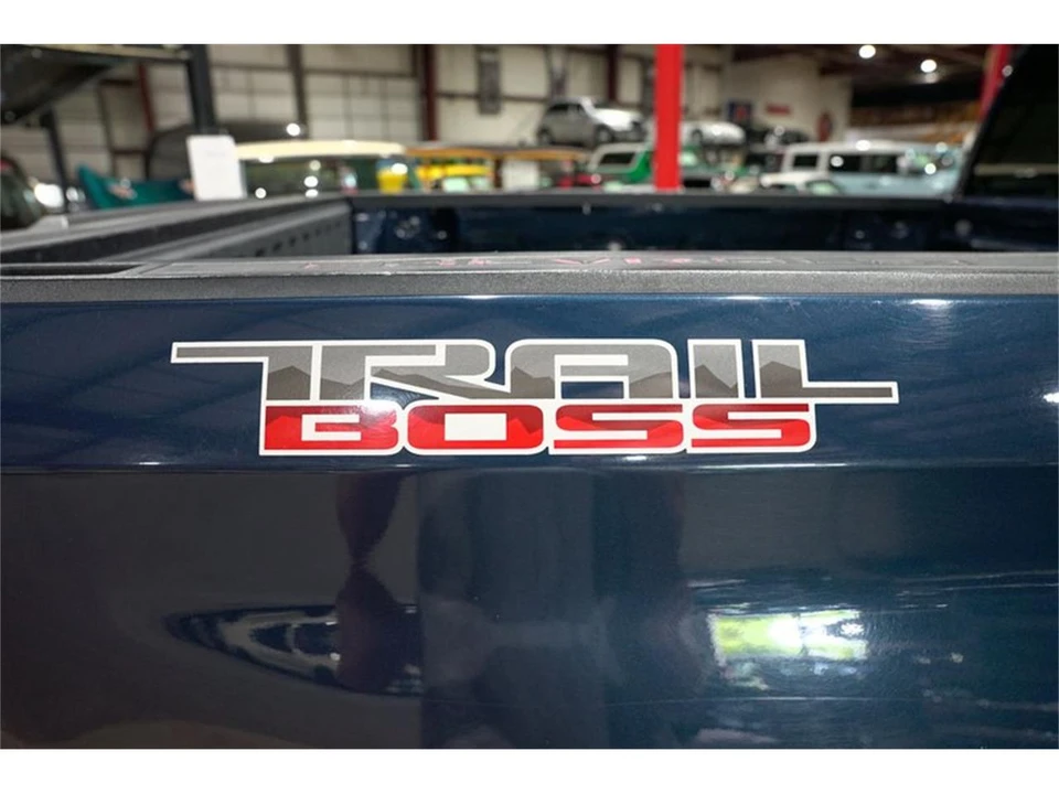 2020 Chevrolet Silverado 4th Gen - Image 26 of 31