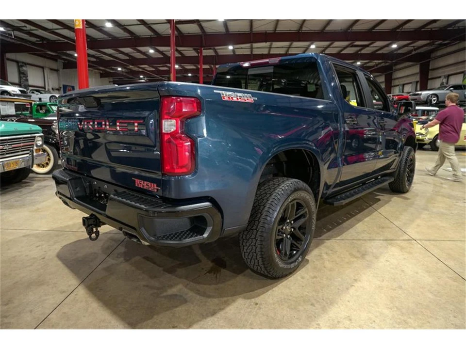 2020 Chevrolet Silverado 4th Gen - Image 8 of 31