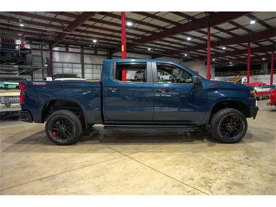 2020 Chevrolet Silverado 4th Gen - Image 10 of 31