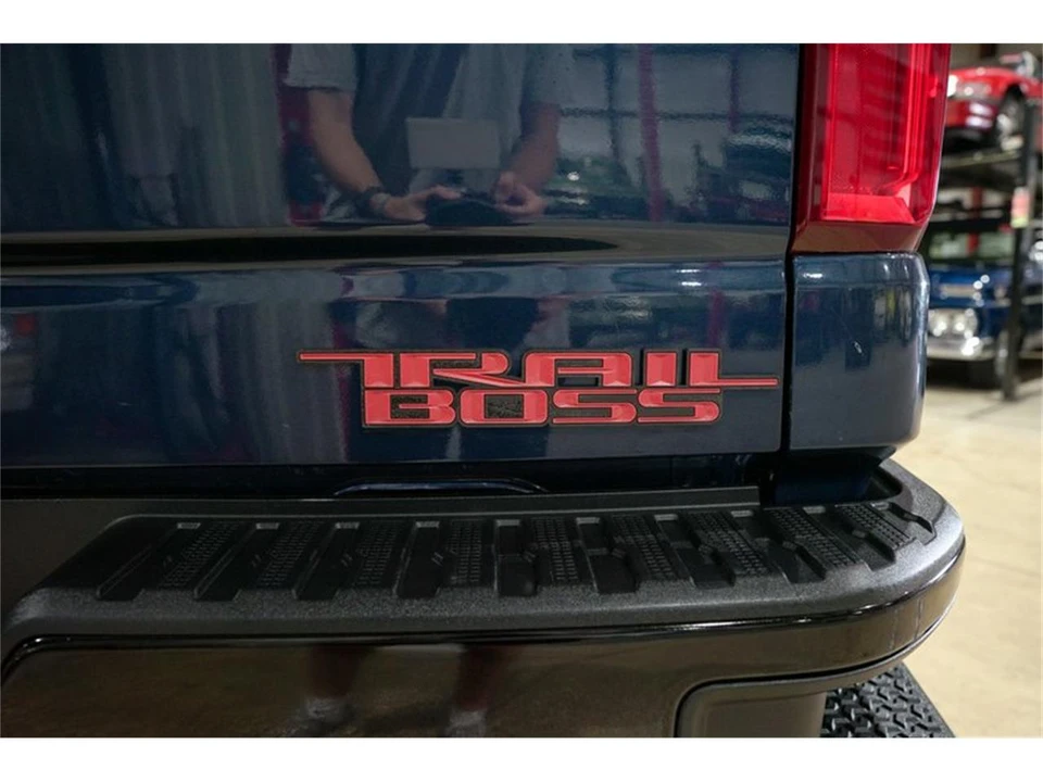 2020 Chevrolet Silverado 4th Gen - Image 25 of 31