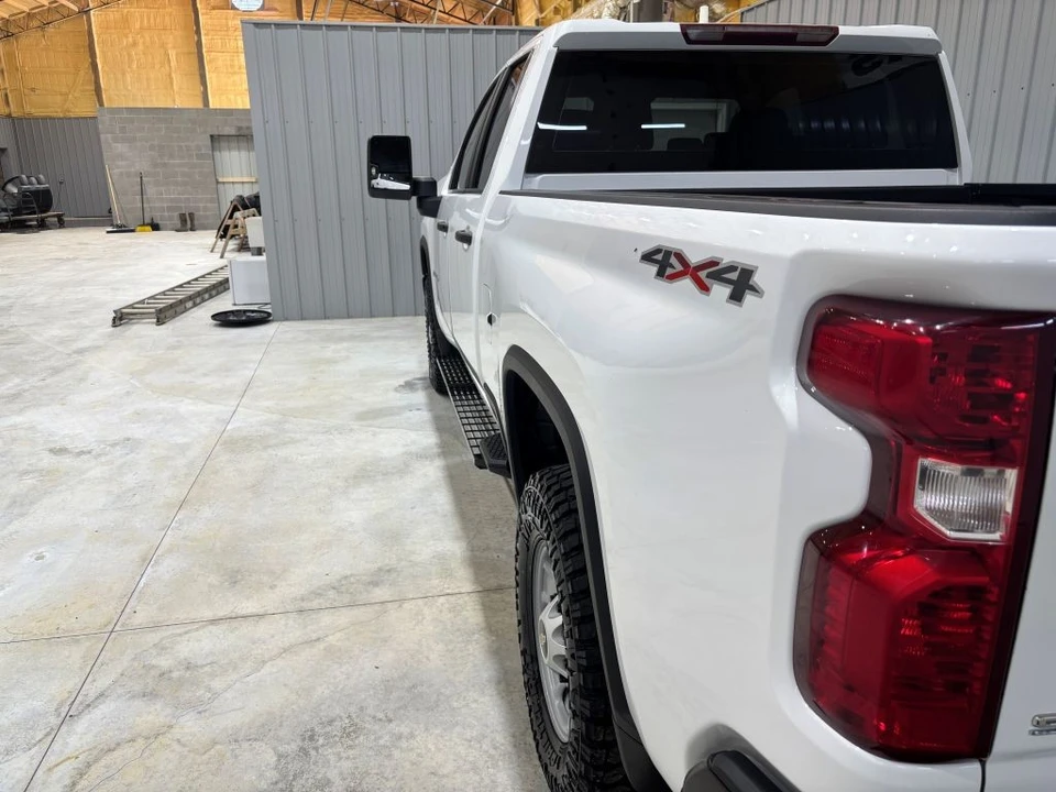 2020 Chevrolet Silverado 4th Gen - Image 9 of 21