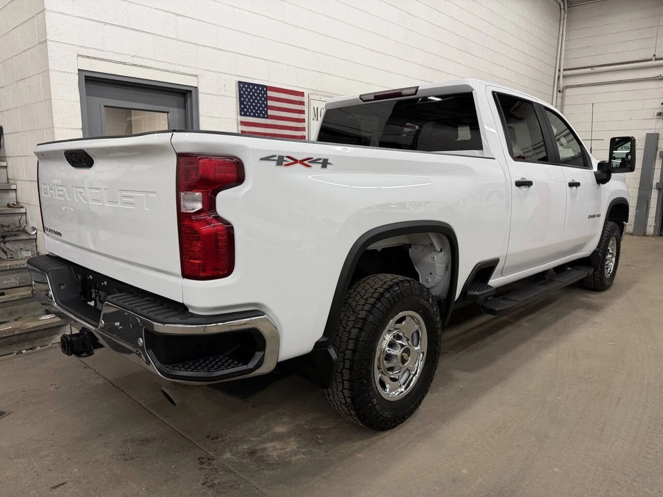 2020 Chevrolet Silverado 4th Gen - Image 3 of 12