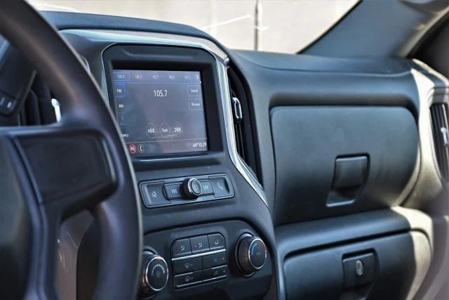 2020 Chevrolet Silverado 4th Gen - Image 11 of 19