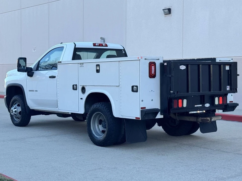 2020 Chevrolet Silverado 4th Gen - Image 2 of 12
