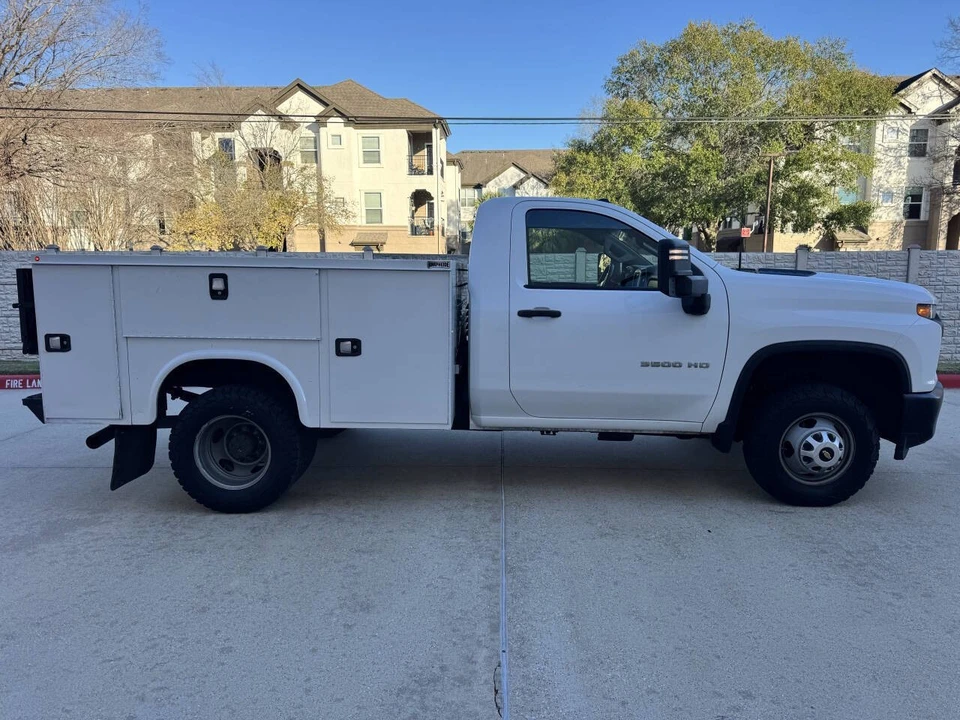 2020 Chevrolet Silverado 4th Gen - Image 5 of 12