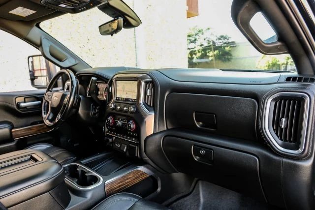 2020 Chevrolet Silverado 4th Gen - Image 17 of 21