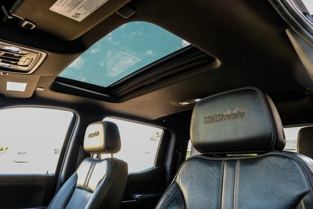 2020 Chevrolet Silverado 4th Gen - Image 5 of 21