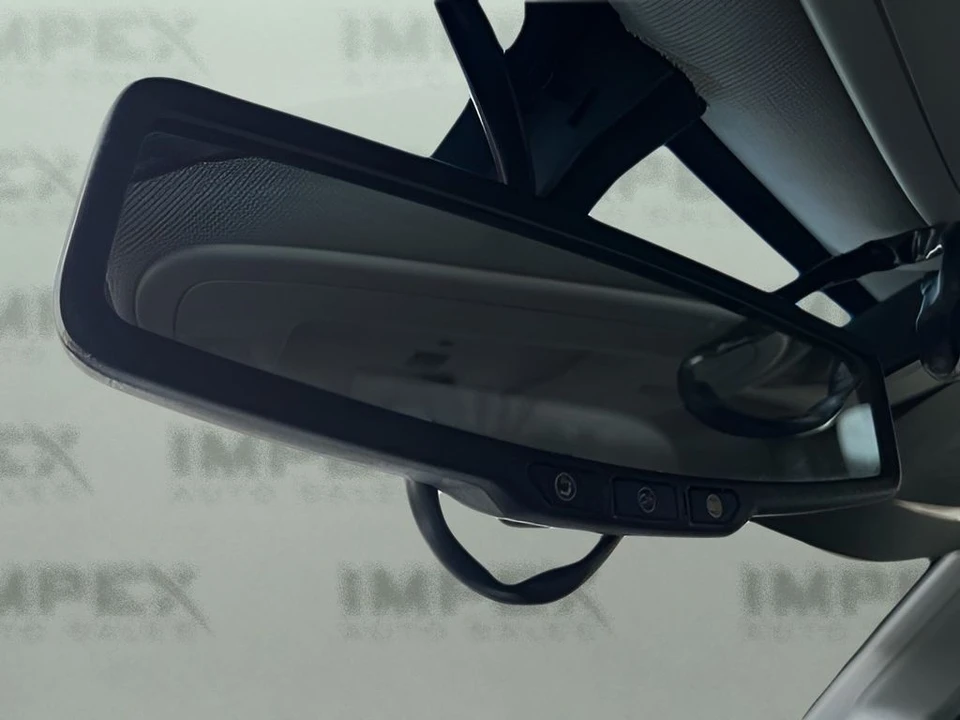 2020 Chevrolet - Image 23 of 31