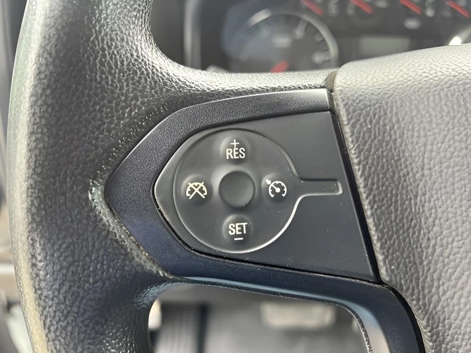2020 Chevrolet Silverado Heavy Duty 4th Gen - Image 17 of 31