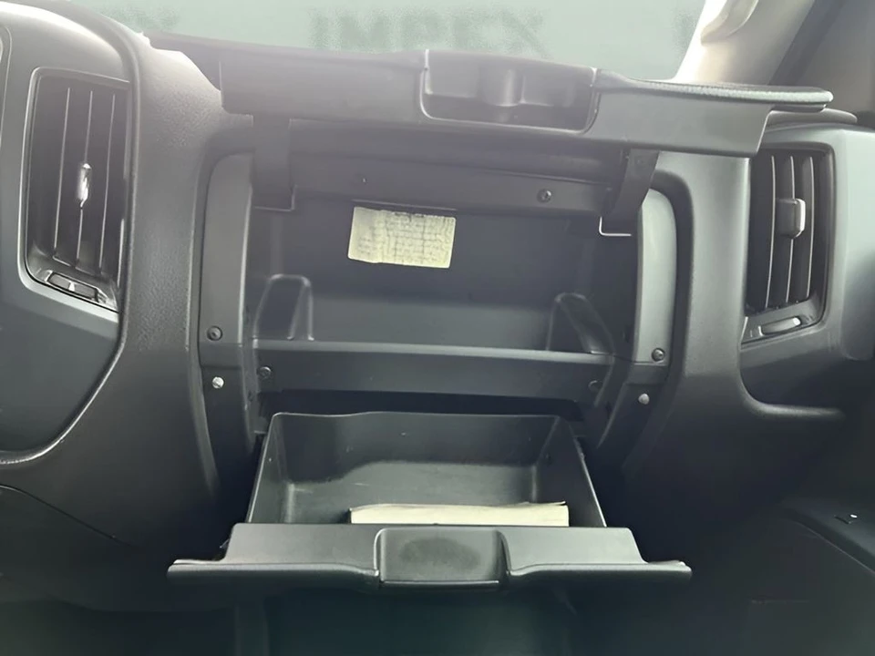 2020 Chevrolet - Image 30 of 31