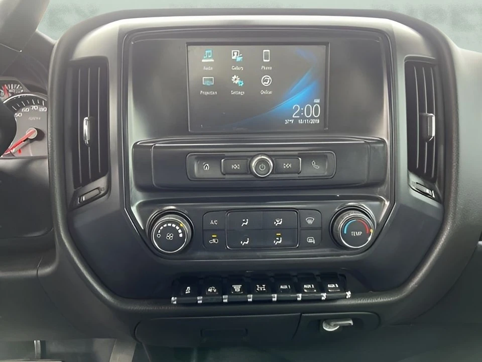 2020 Chevrolet - Image 25 of 31