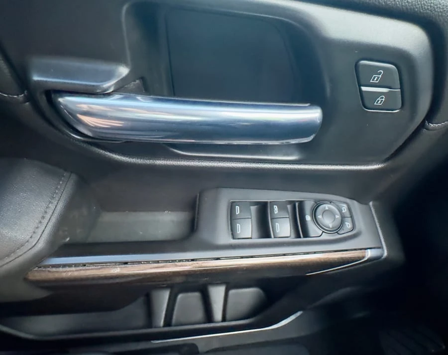 2020 Chevrolet Silverado 4th Gen - Image 12 of 18