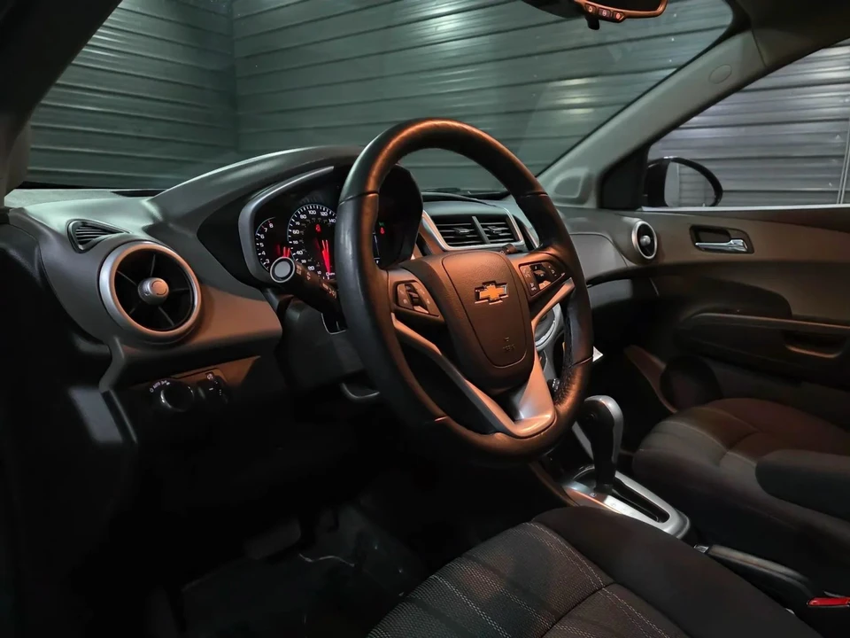2020 Chevrolet Aveo/Sonic - Image 10 of 12