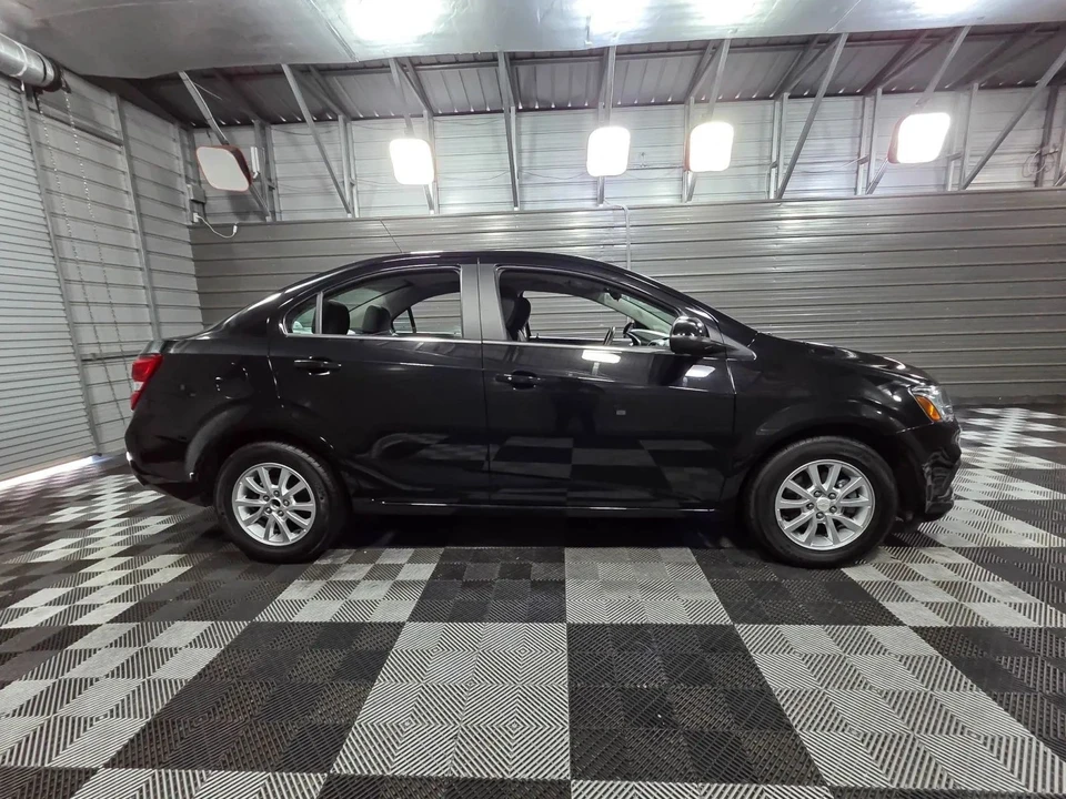 2020 Chevrolet Aveo/Sonic - Image 7 of 12