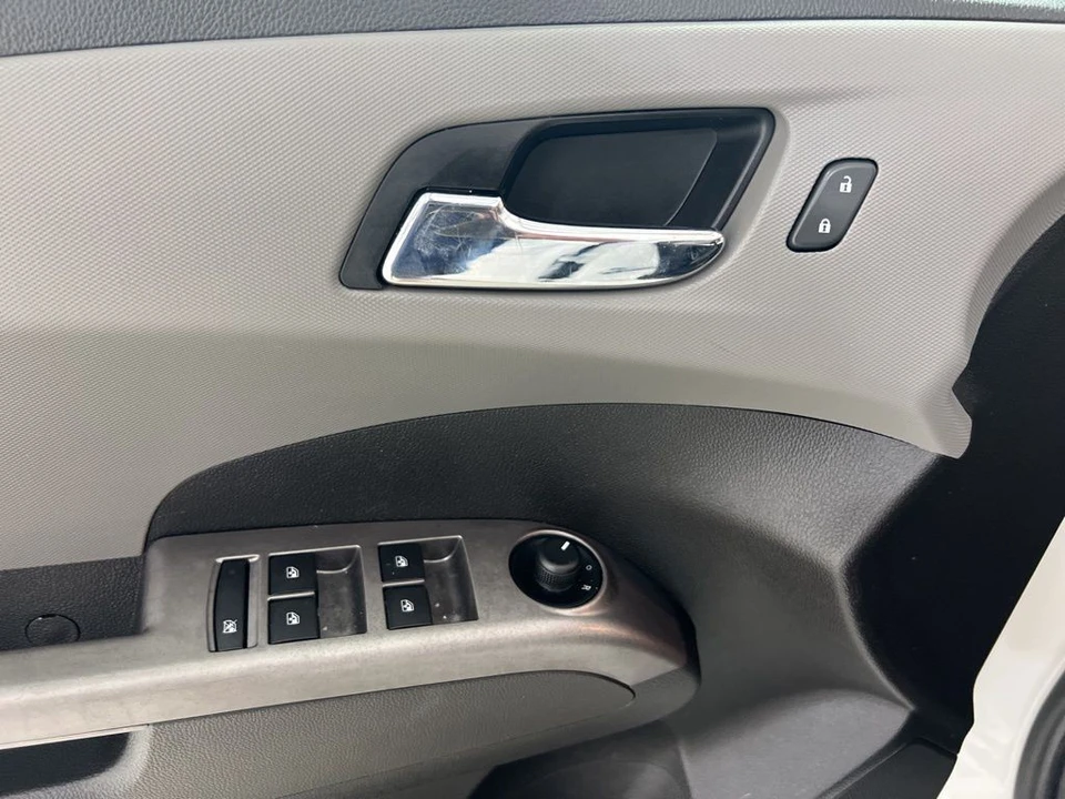 2020 Chevrolet Aveo/Sonic - Image 19 of 21