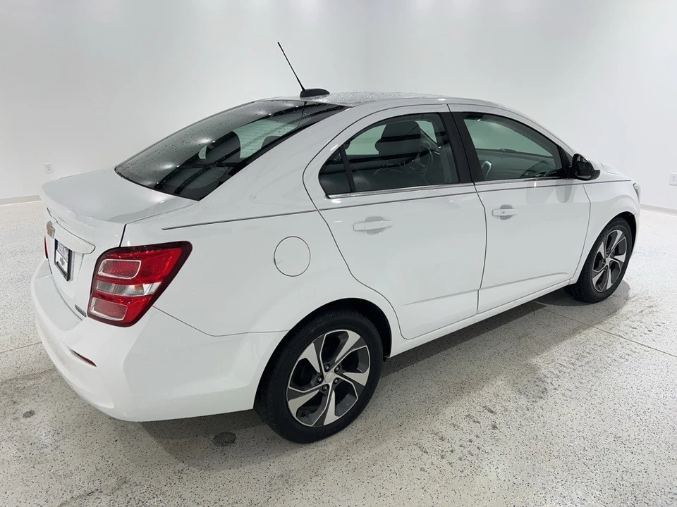 2020 Chevrolet Aveo/Sonic - Image 4 of 12