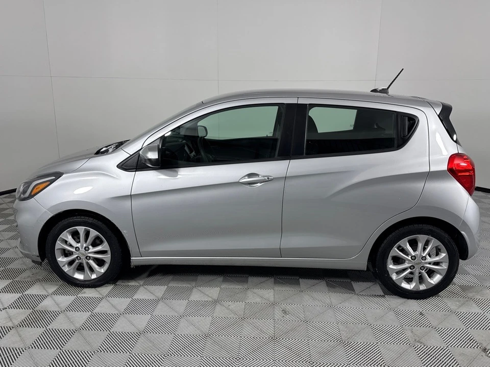 2020 Chevrolet Spark - Image 8 of 12