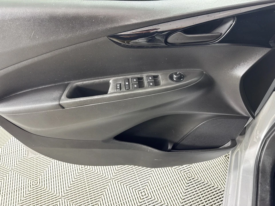 2020 Chevrolet Spark - Image 10 of 12