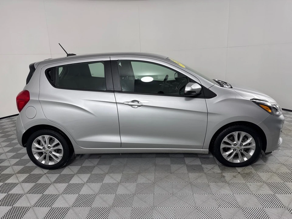 2020 Chevrolet Spark - Image 4 of 12