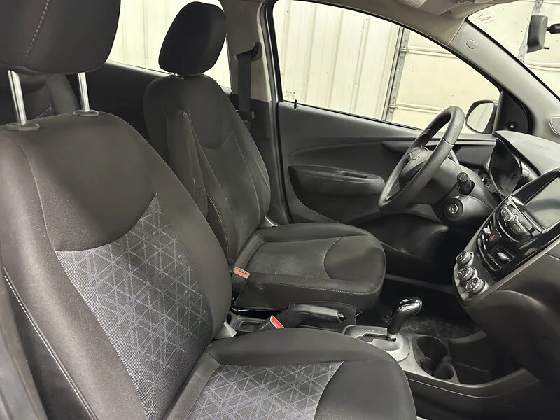 2020 Chevrolet Spark - Image 17 of 21