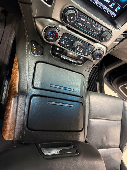 2020 Chevrolet Tahoe 4th Gen - Image 17 of 21