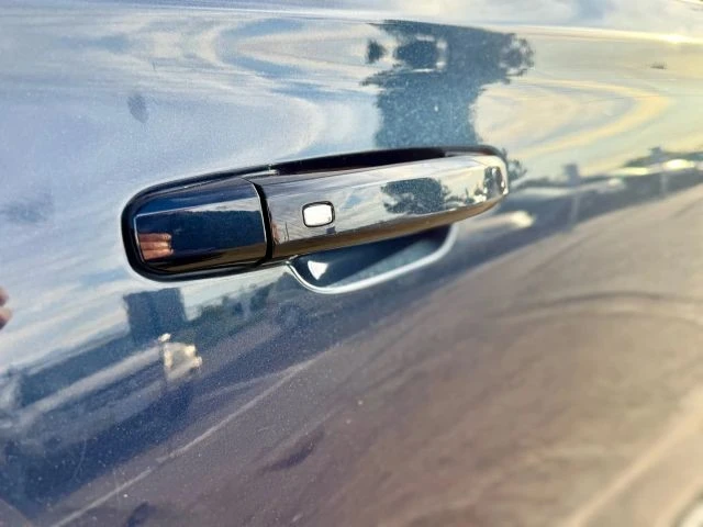 2020 Chevrolet Tahoe 4th Gen - Image 10 of 21