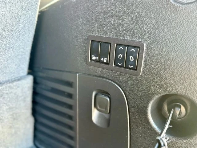 2020 Chevrolet Tahoe 4th Gen - Image 15 of 21